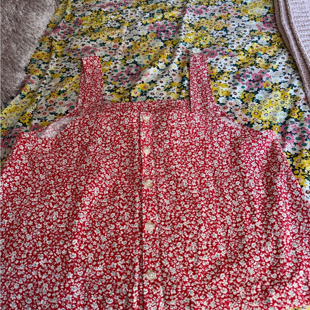 Red Floral Button-Down tank